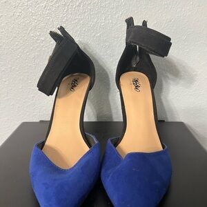 Mossimo Supply Co. Women's Black and Blue Pointed Heels